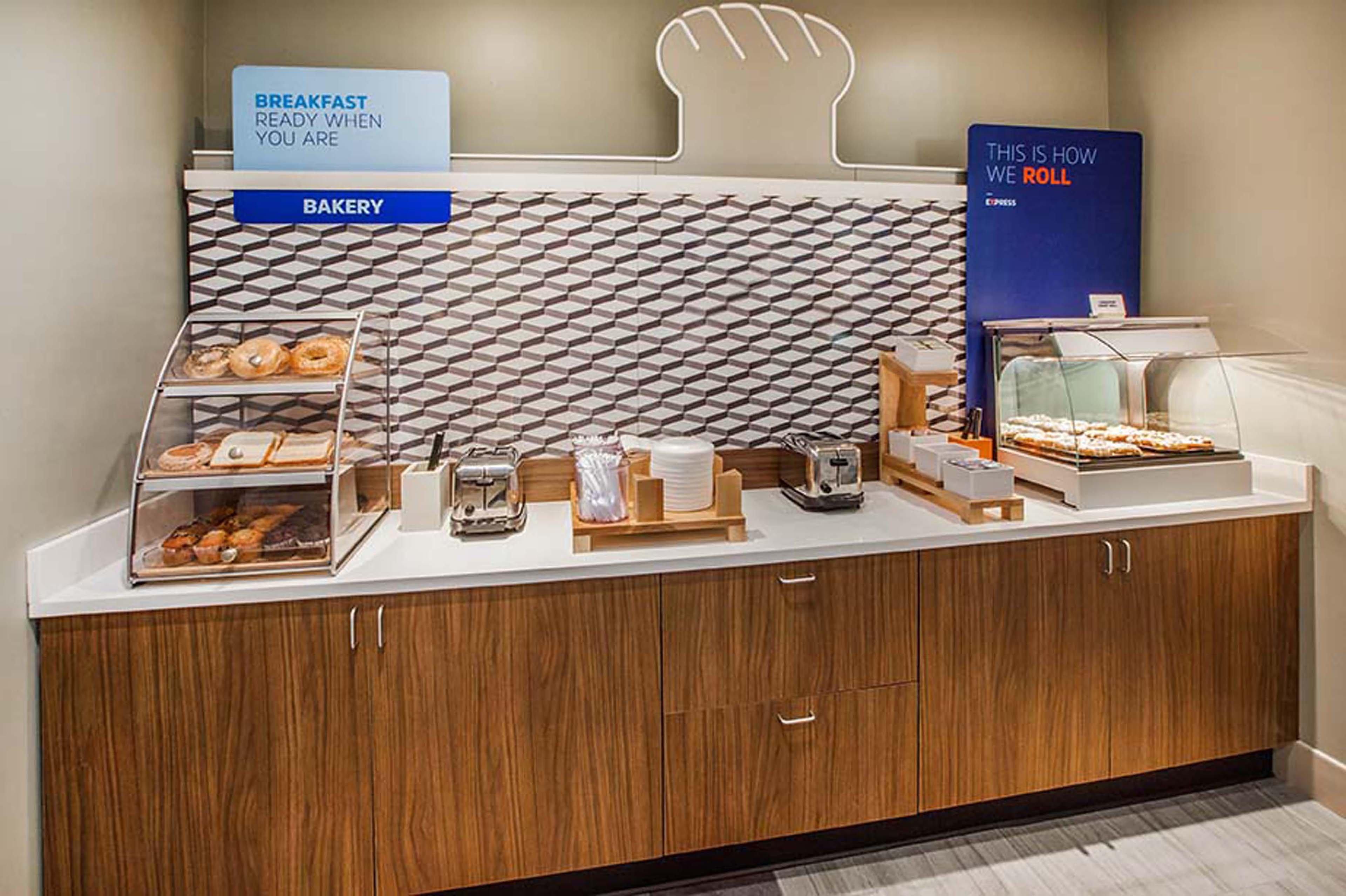 Holiday Inn Express & Suites Buford Ne - Lake Lanier By Ihg Luaran gambar